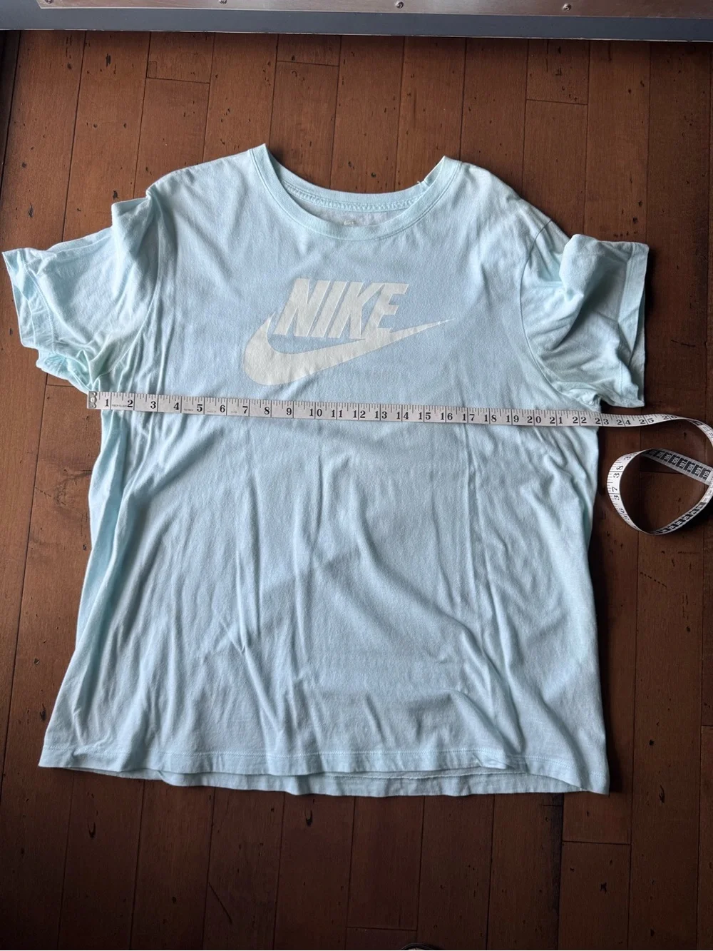 Nike Men’s Mint Green Logo Short Sleeve Tee